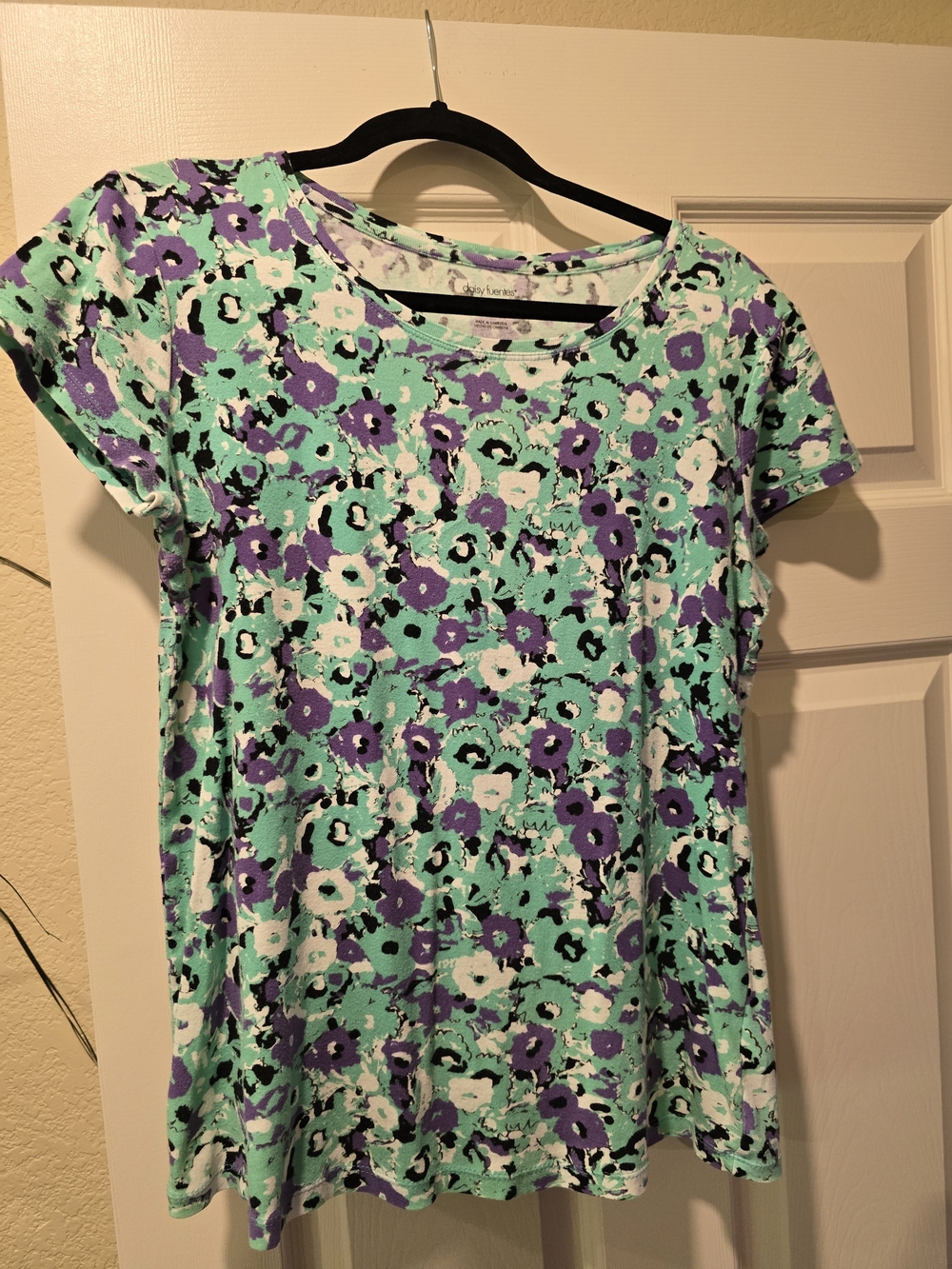 Daisy Fuentes Mint Green Floral Short Sleeve Tee with Purple and White